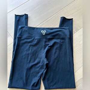 Aritzia TNA, black cotton legging
